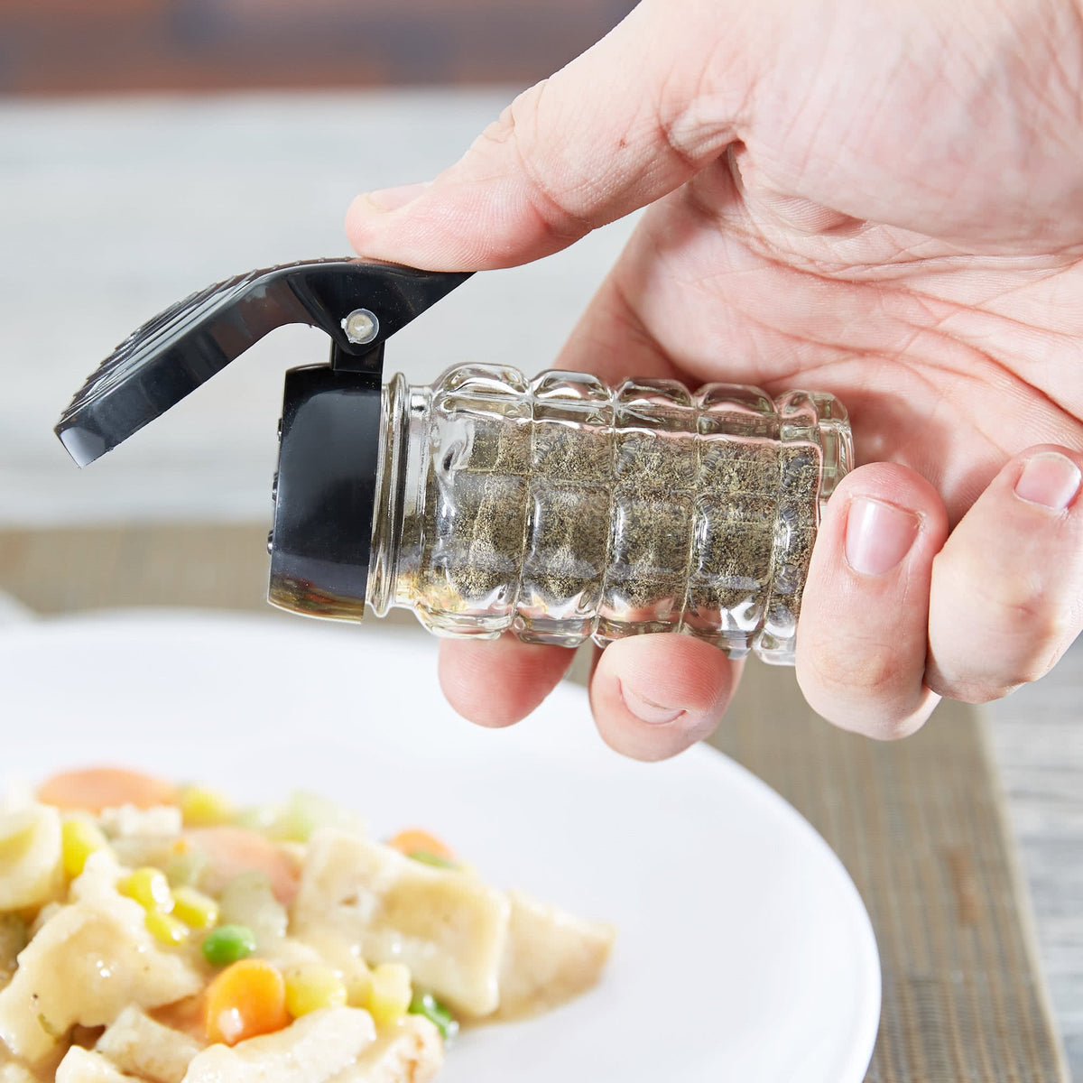 Tablecraft glass shakers show fill levels for easy refills.