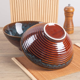 Tacuhy high-grade ceramic construction combines durability with a stylish, artisan glaze finish
