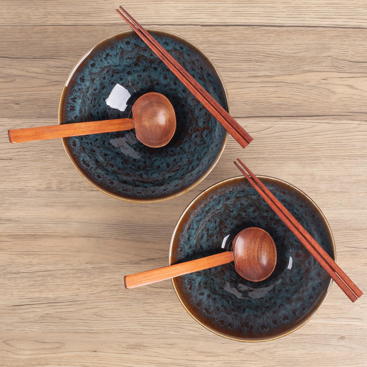 Tacuhy Peacock Tail bowls enhance any table setting with color and texture during meals