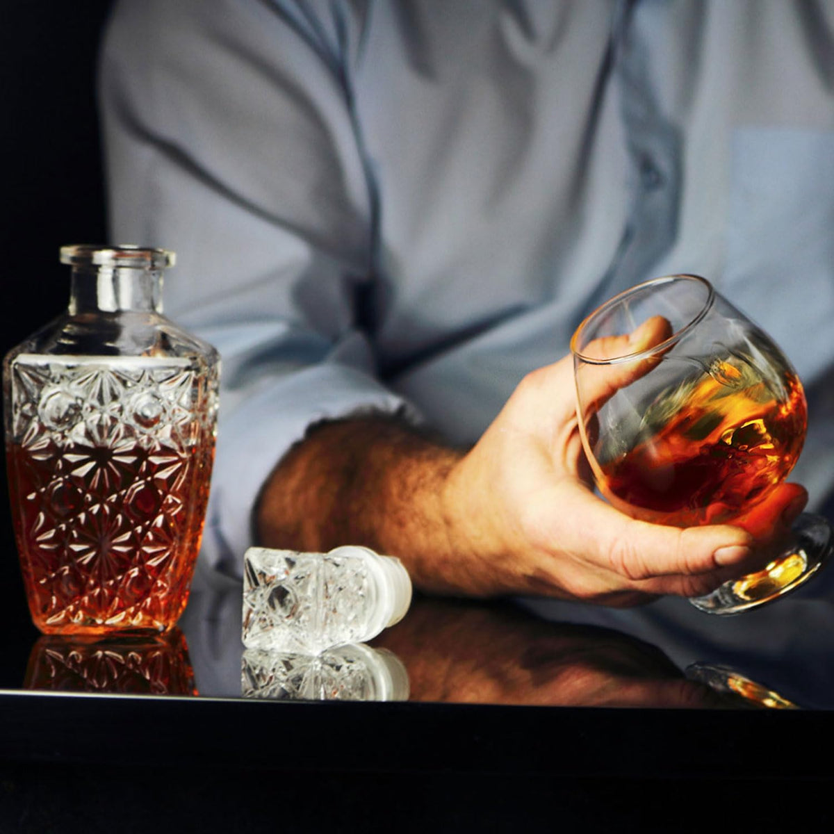 TAEYONK versatile barware decanter set for whiskey, bourbon, scotch, vodka