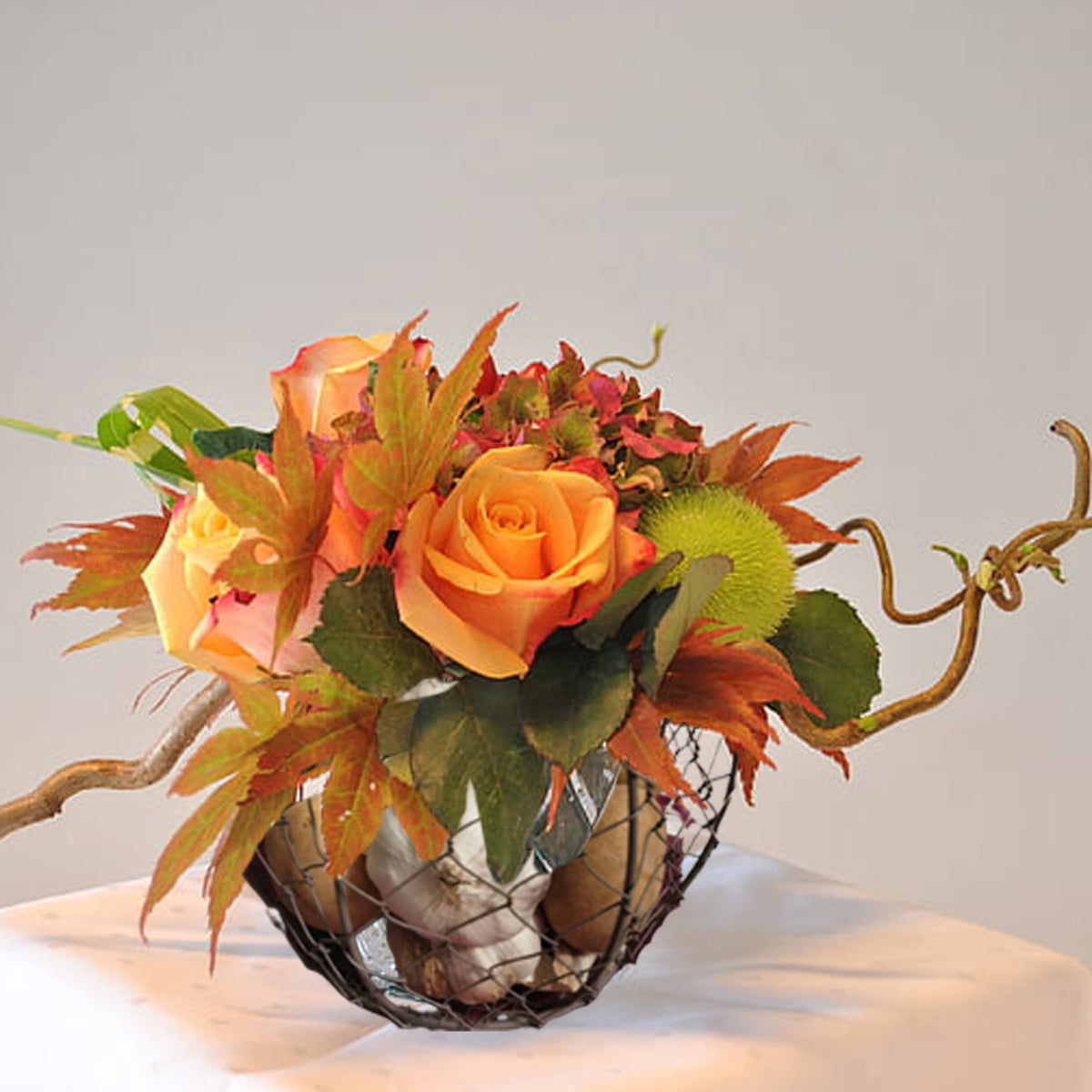 TAIANLE egg basket for fresh eggs doubles as a fruit and vegetable organizer.