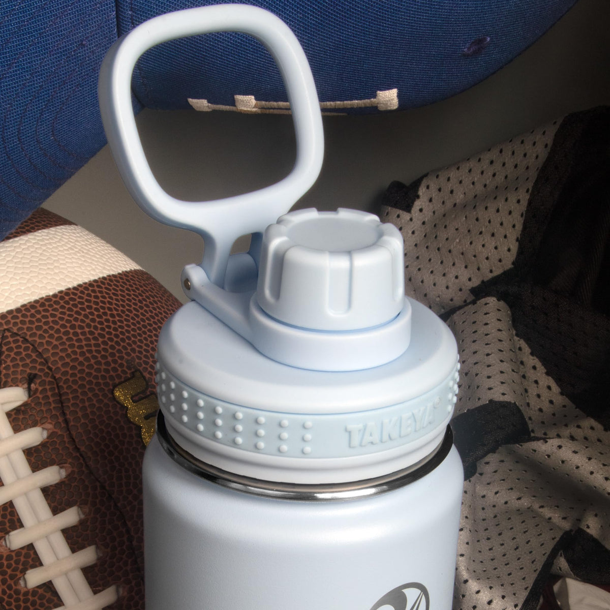 Takeya Actives bottle is dishwasher-safe for easy cleaning after workouts.