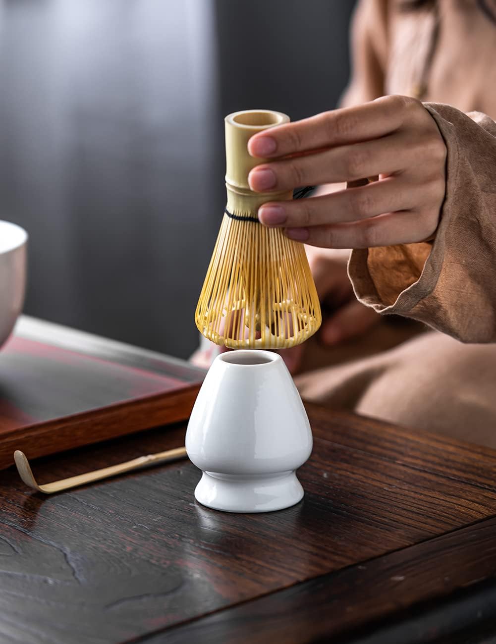 TANG PIN ceramic chasen holder keeps whisk dry and organized
