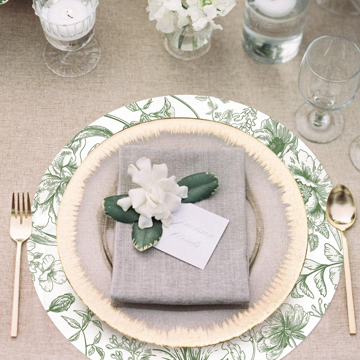 Tarklanda disposable placemats provide quick cleanup after events.