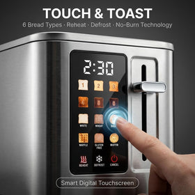TAZTIR removable crumb tray simplifies cleaning after toasting.