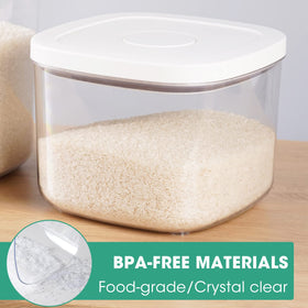 TBMAXS container features silicone airtight seal to keep moisture out.
