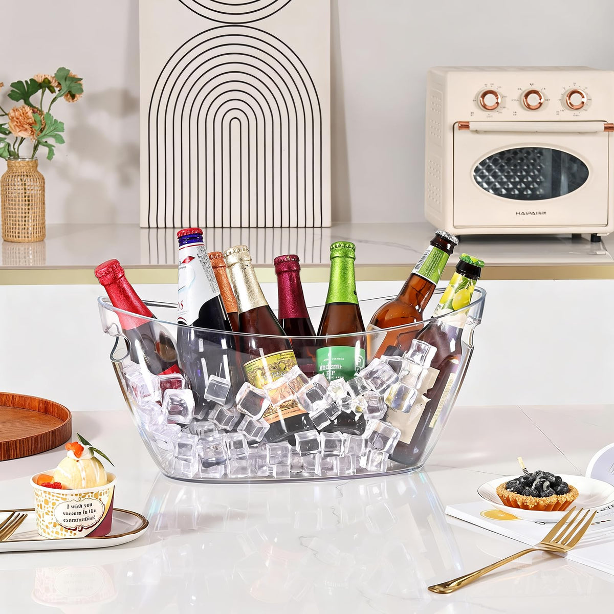 Tchrules party bucket with easy-clean surface for quick setup and cleanup.