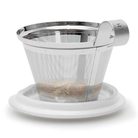 Tea Forte Kati cup features a sleek double-wall ceramic design