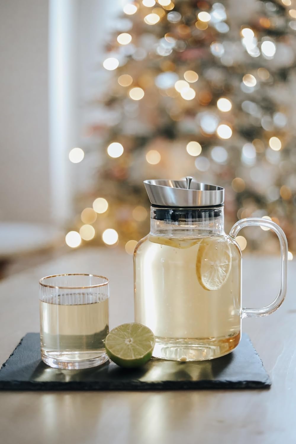 Teabloom Legacy 85oz carafe showcases generous capacity for gatherings and refills.