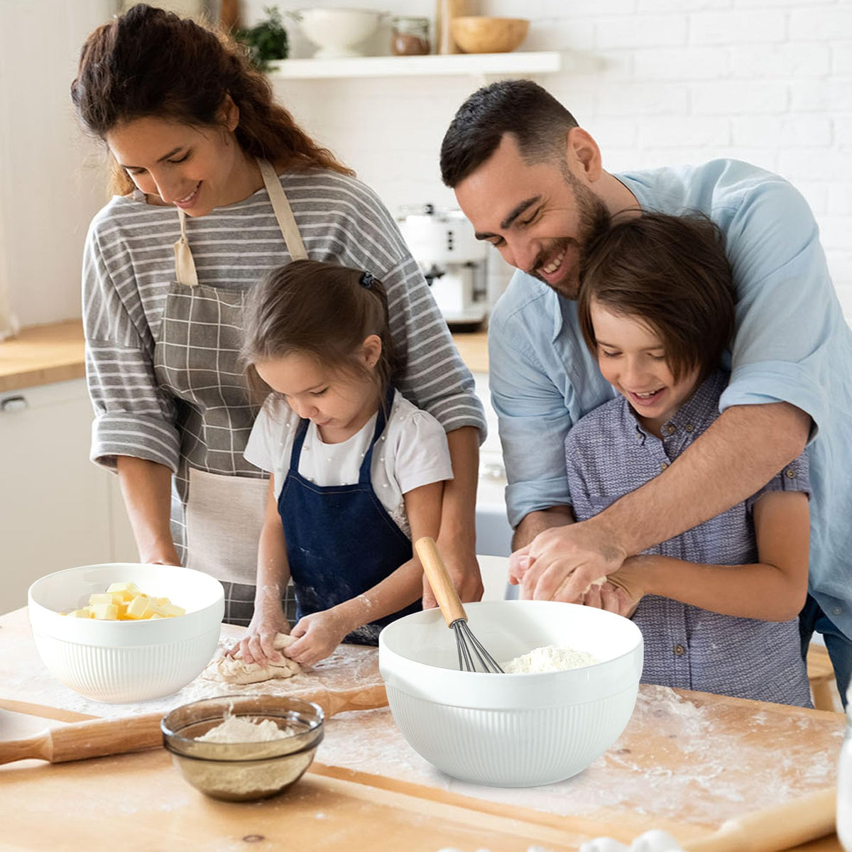 TEAKISS oven and microwave safe bowls in daily kitchen use.