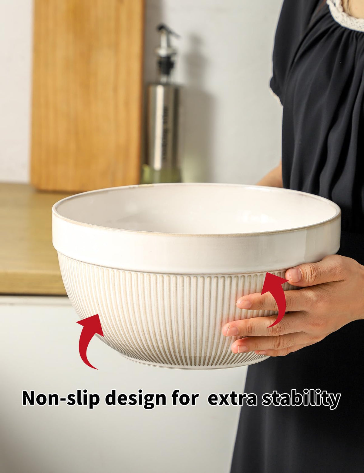 TEAKISS wide-mouth ceramic mixing bowl for easy mixing and pouring
