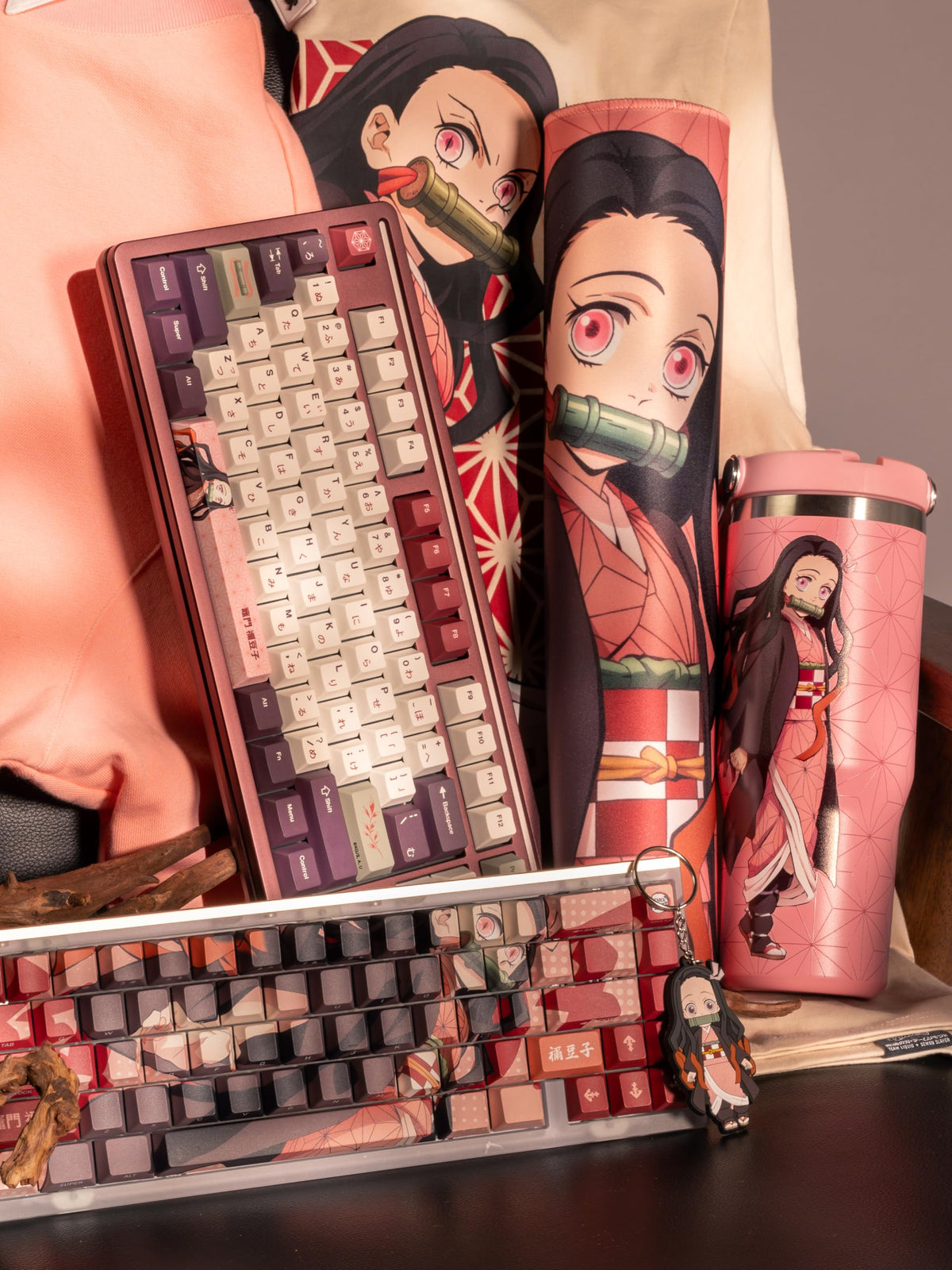 Screw-on lid seals the Team Liquid Nezuko tumbler against spills