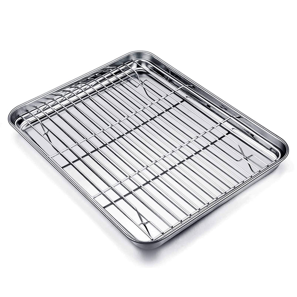 TeamFar baking tray with mirror finish for easy food release and smooth edges