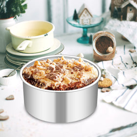 TeamFar cake pan mirror finish highlights easy cleaning