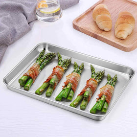 TeamFar mirror-finish pan surface eases cleaning and adds a professional look.