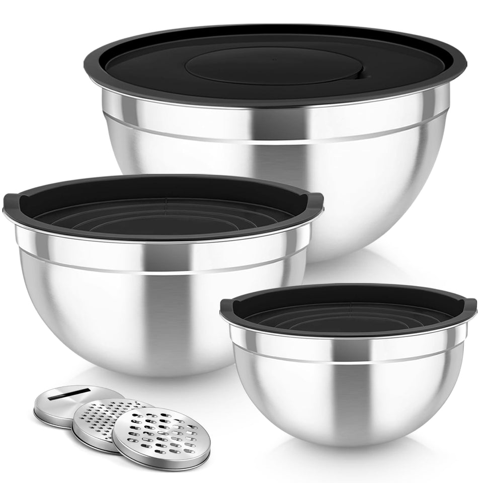 TeamFar 4.6QT mixing bowls with lids for safe storage and smooth pouring.