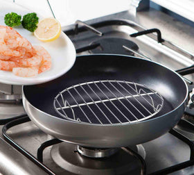 TeamFar 9-inch round rack ideal for cooling cookies or cooling bread quickly.