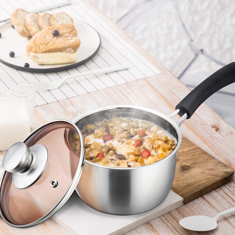 TeamFar saucepan interior with mirror finish for easy release and cleaning