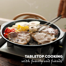 TECHEF cast-aluminum-heat design demonstrates steady, uniform cooking across the pan