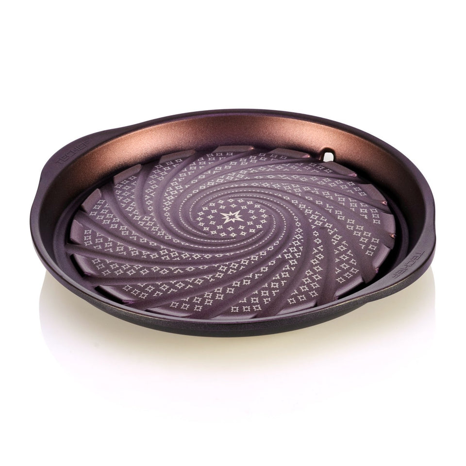 TECHEF KBBQ nonstick grill pan showing smooth surface for even searing and release