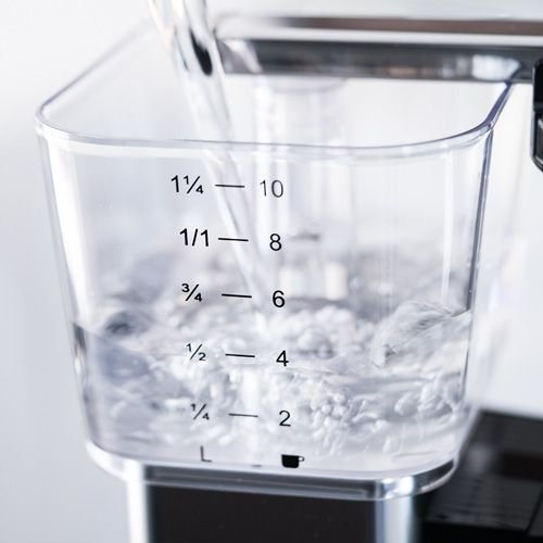 Technivorm Moccamaster 79112 KBT polished silver detail highlighting the durable finish