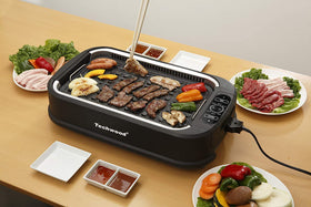 Large cooking surface fits family meals with even searing.