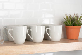 10 Strawberry Street Simply White mug showing microwave-safe feature for quick reheats.