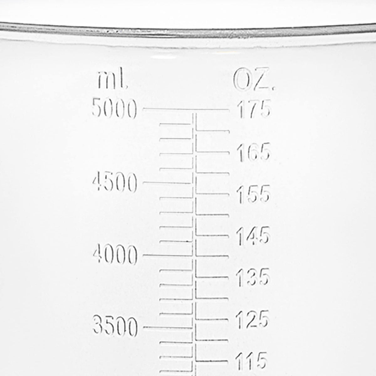 Durable construction resists cracking and warping with hot and cold liquids