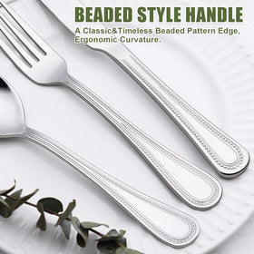 Terlulu dinner knives feature sturdy construction and ergonomic grip.