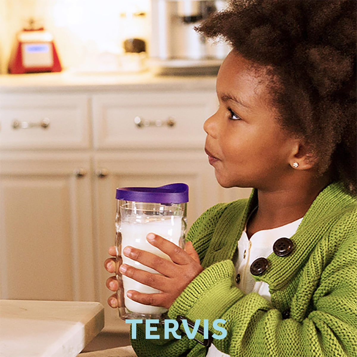 Gabby’s Dollhouse dishwasher-safe convenience simplifies cleanup after meals