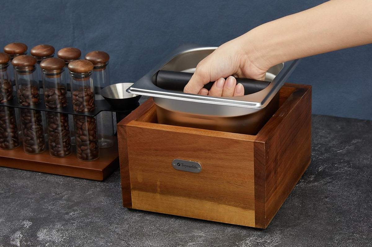 Teyearlife anti-slip base keeps the knock box steady during tapping