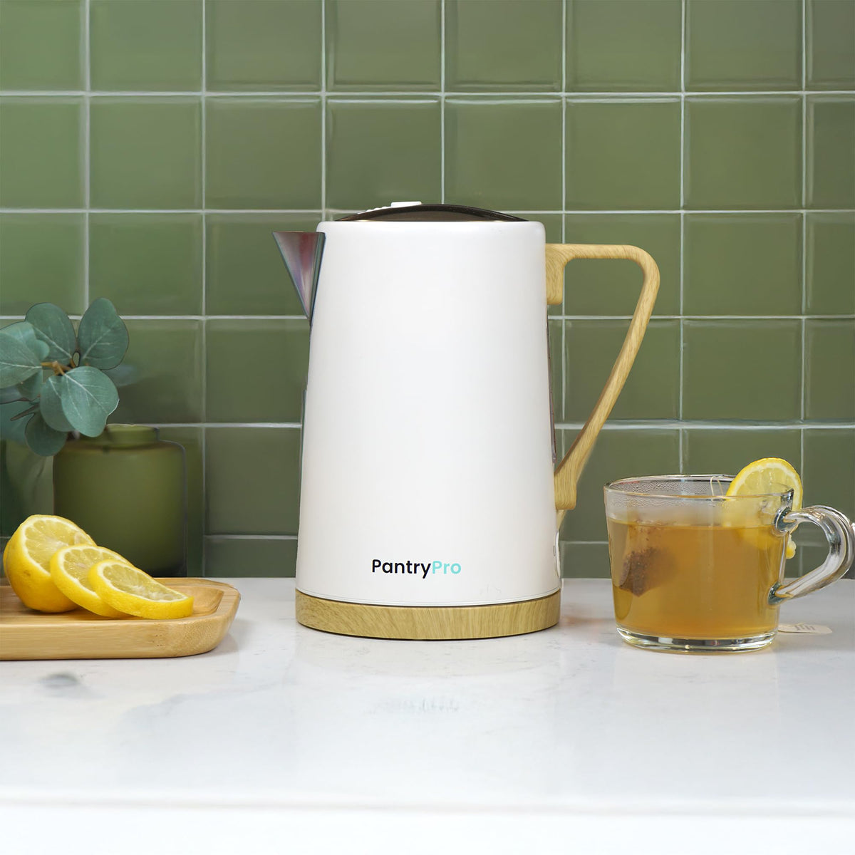 Auto shut-off feature provides safe, worry-free boiling.
