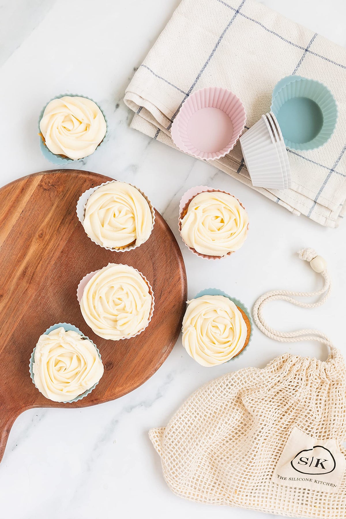 The Silicone Kitchen no-grease-needed cups for easy baking