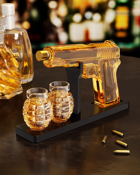 The Wine Things lead-free glass ensures safer, crisp pours.