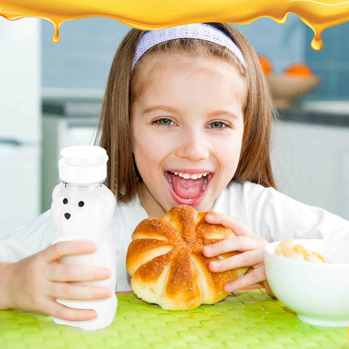 Thenshop leakproof squeeze bottle keeps liquids tidy during travel.