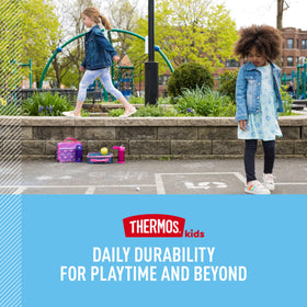 THERMOS Funtainer kid lunchbox use showing lightweight design for school days.