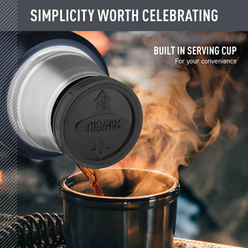 THERMOS Stainless King built-in cup supports sharing hot drinks.
