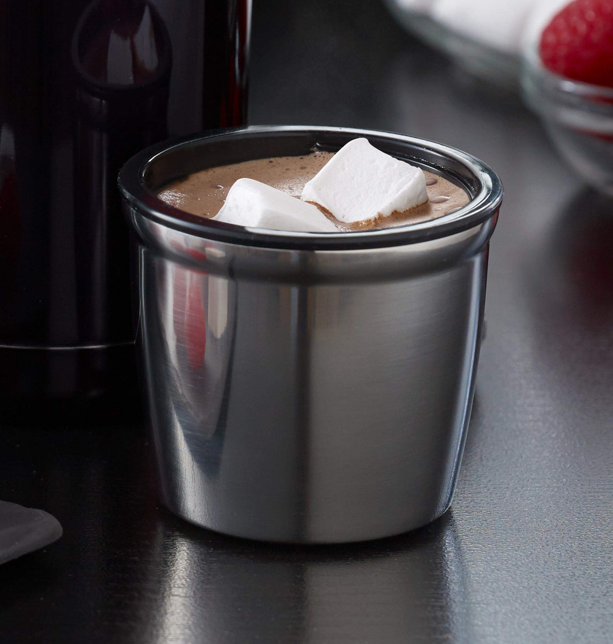 Top-rack dishwasher-safe design for simple cleaning.