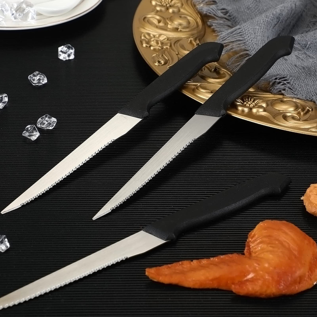 Therwen elegant-tableware-steakknife-design complements any table setting with reliable performance.