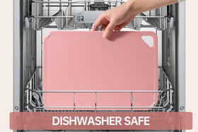 Thetchry cutting board double-sided with non-slip feet on both sides.