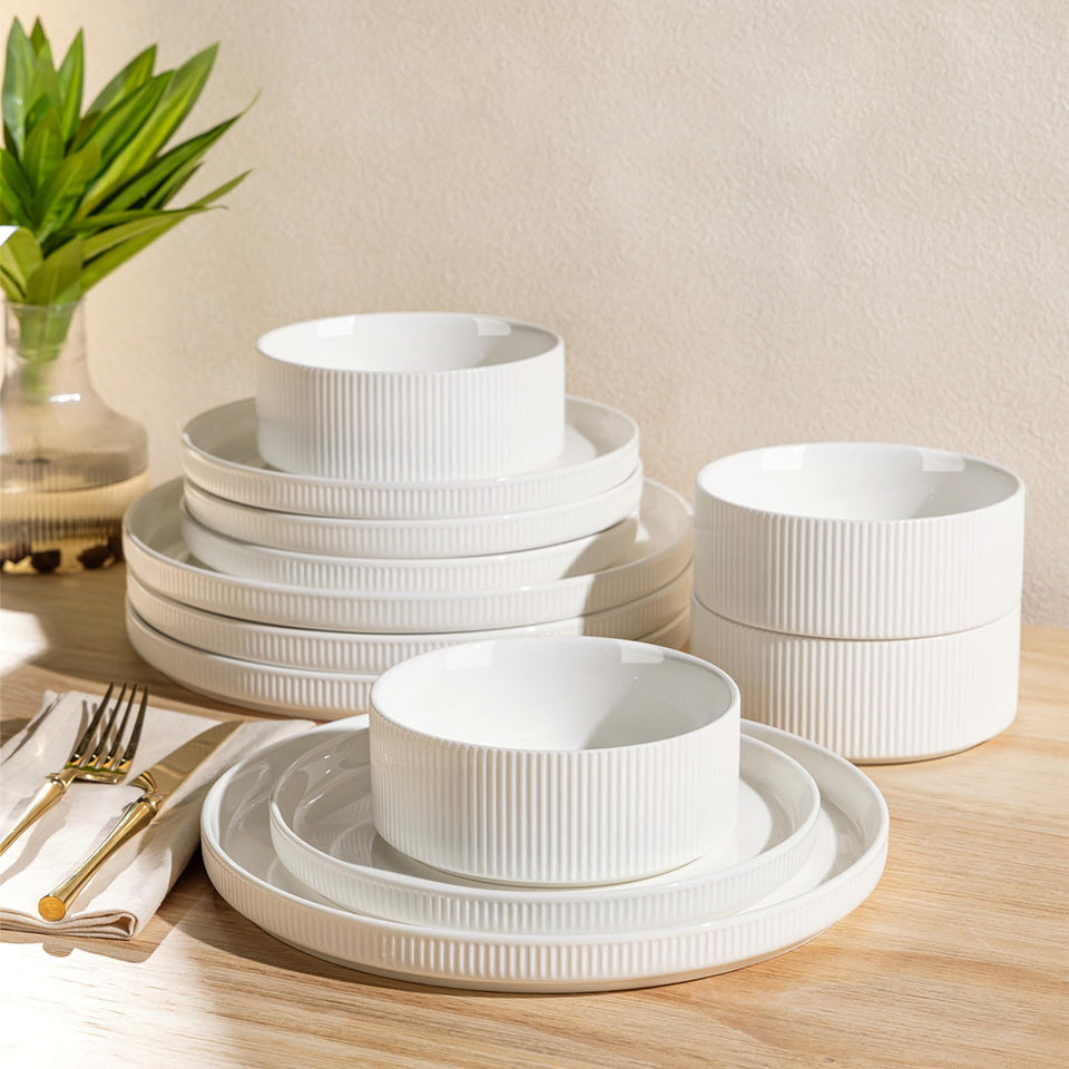 TheTerra 10.25-inch ceramic dinner plate with unique glaze for elegant dining.