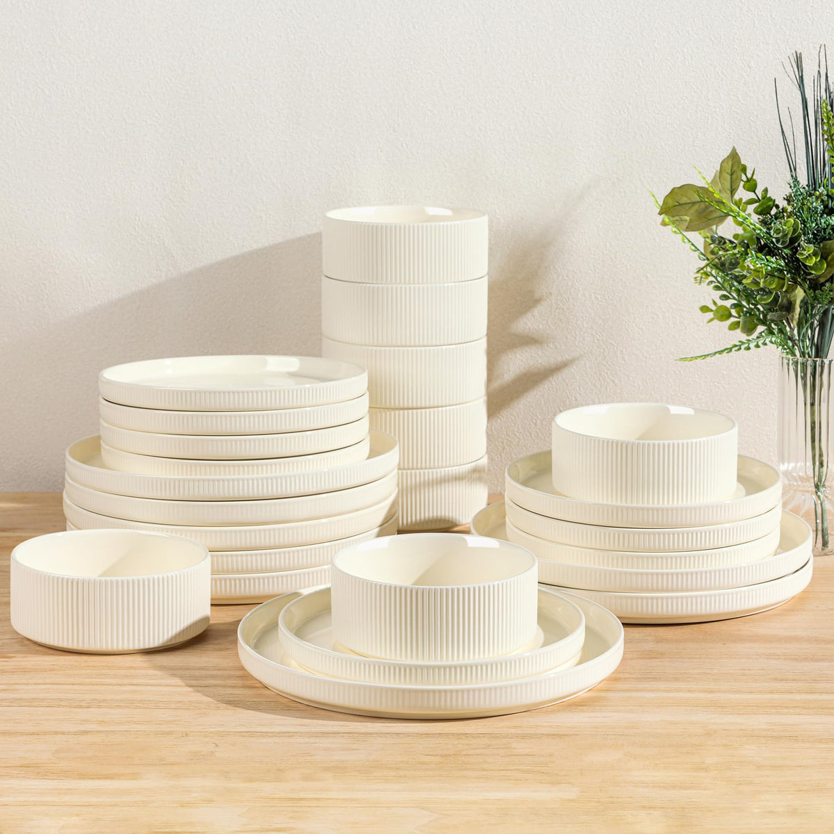 TheTerra ceramic dinner plates with warm beige tones, ideal for everyday dining