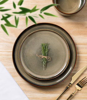 TheTerra Coca Mocha 8.5 inch salad plate shows glaze variation