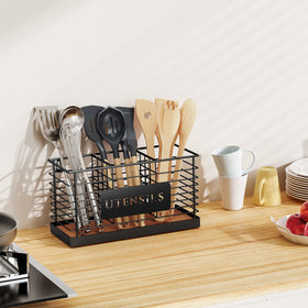 THYGIFTREE makes a thoughtful housewarming or holiday gift for cooking lovers.