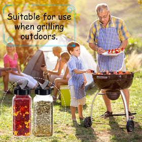 Double-sided lid provides dry storage and easy pouring.