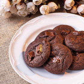 Tiawudi muffin-top-uses-eggs-buns-small-cakes demonstrates versatile recipe ideas
