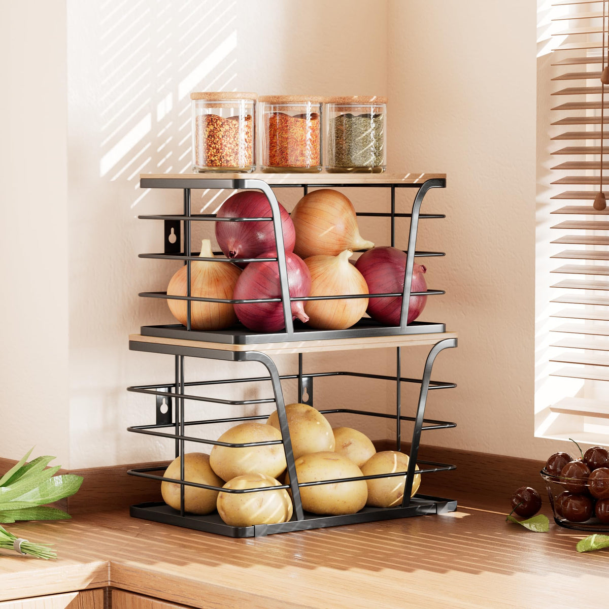 TIDIIABODE bamboo-top bin with PP mat eases debris catch and quick cleaning.