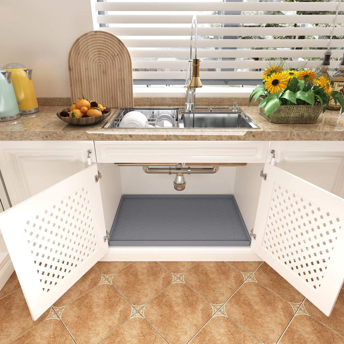 TigeJoy 15-size options fit most kitchen and bathroom cabinets.