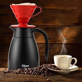 Tiken 34oz carafe with clear cap captures everyday use and easy cleaning