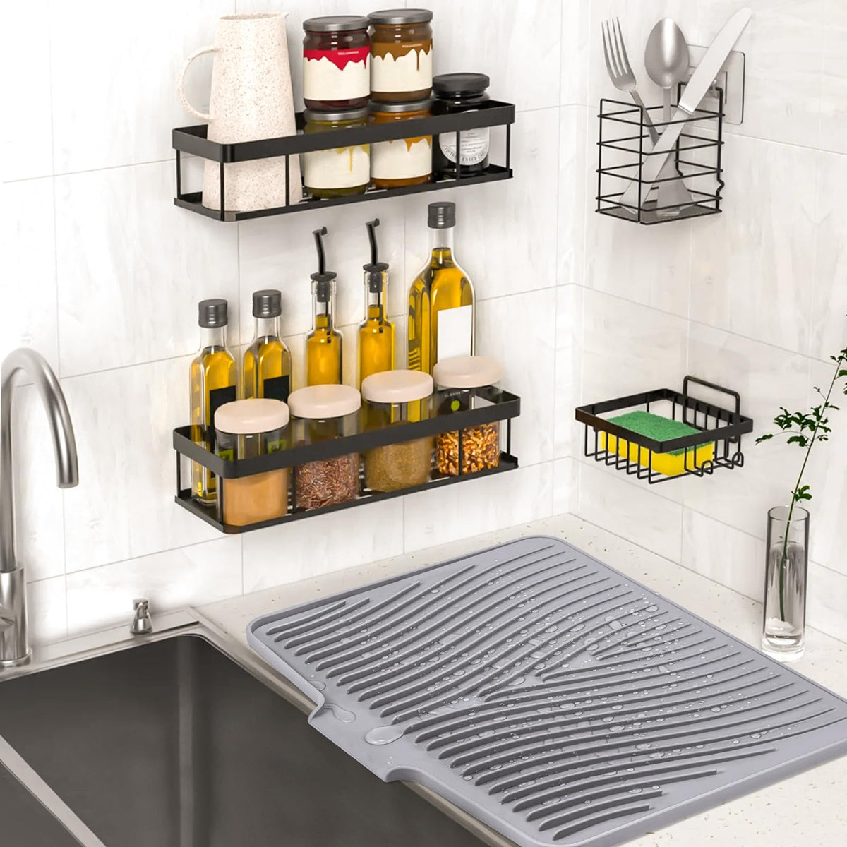 Foldable, rollable design with hanging hole for compact storage.